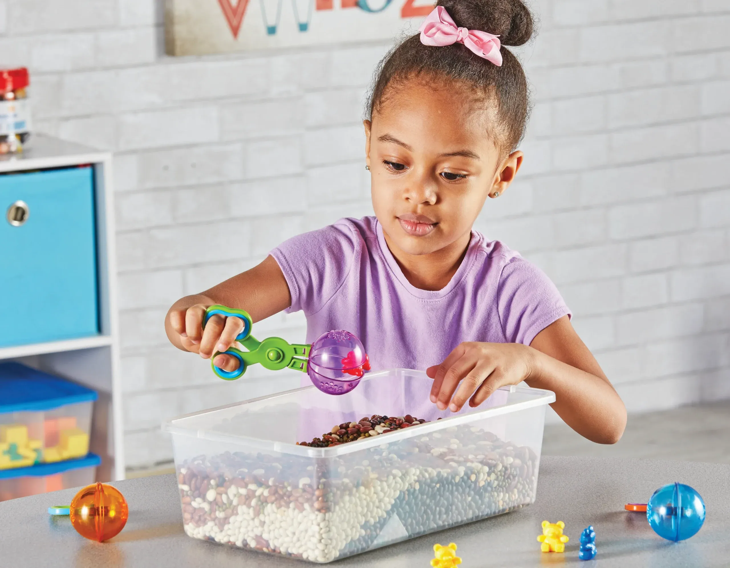 Cucharón Translúcido Learning Resources - Imagen 4