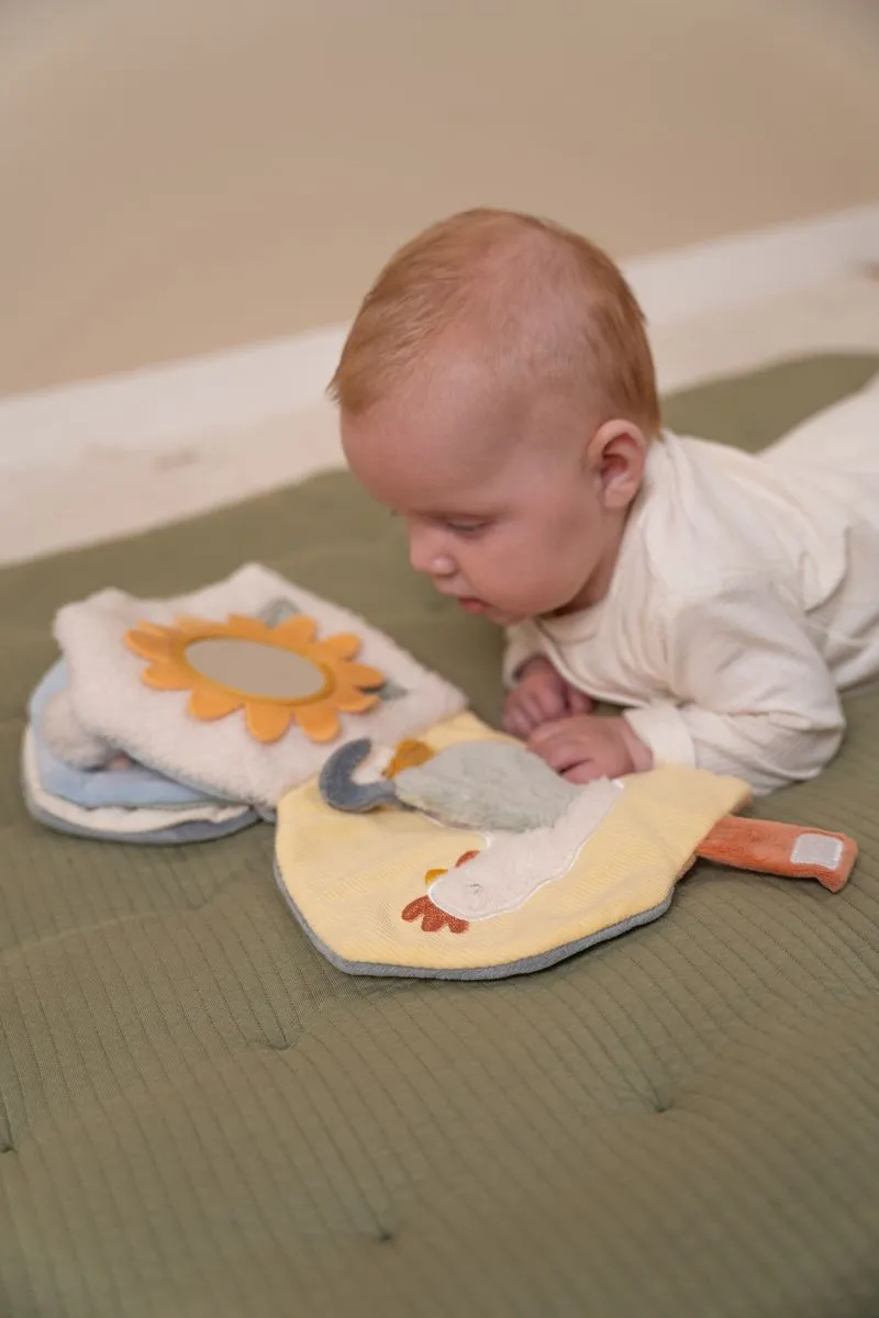 Libro Blandito de Actividades Little Farm Little Dutch - Imagen 7