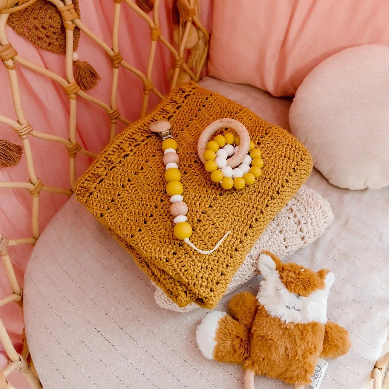 Portachupetes Cúrcuma OB Design - Imagen 2