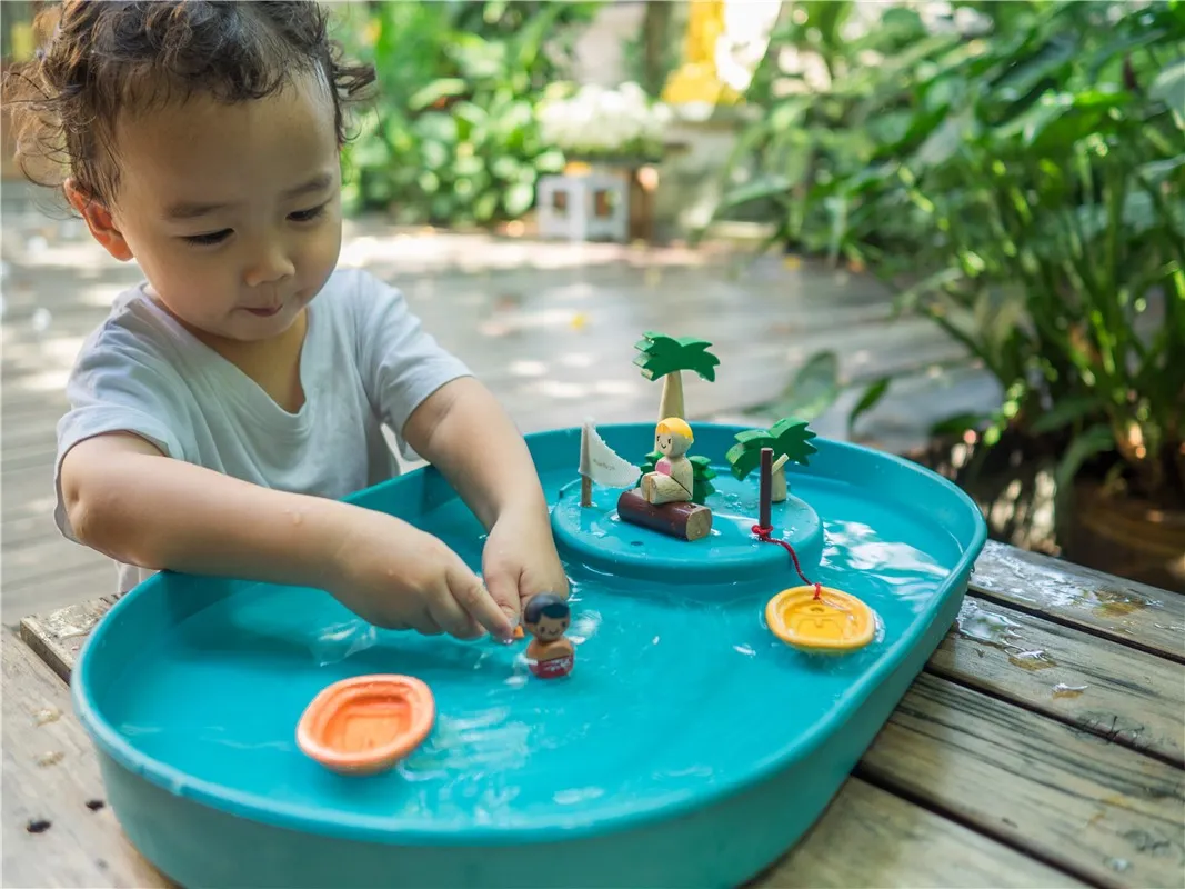 Bandeja para juego Sensorial Water Play Set Plantoys - Imagen 7