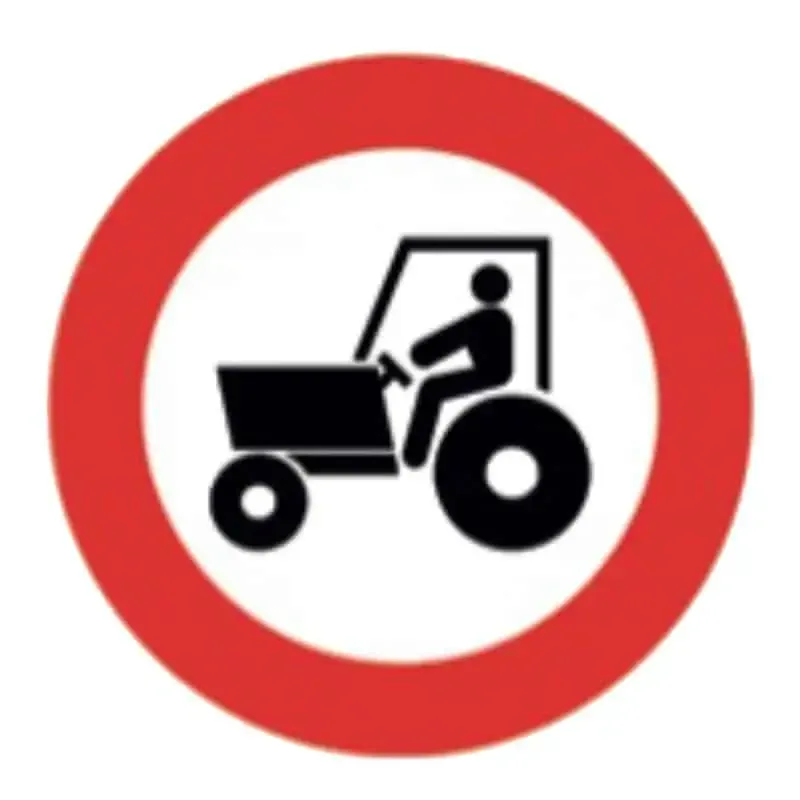 Entrada prohibida a vehículos agrícolas de motor – ( R-111 )