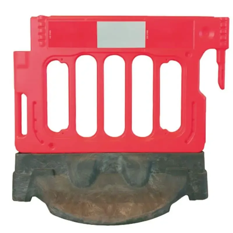 Valla móvil obra Wonder Wall