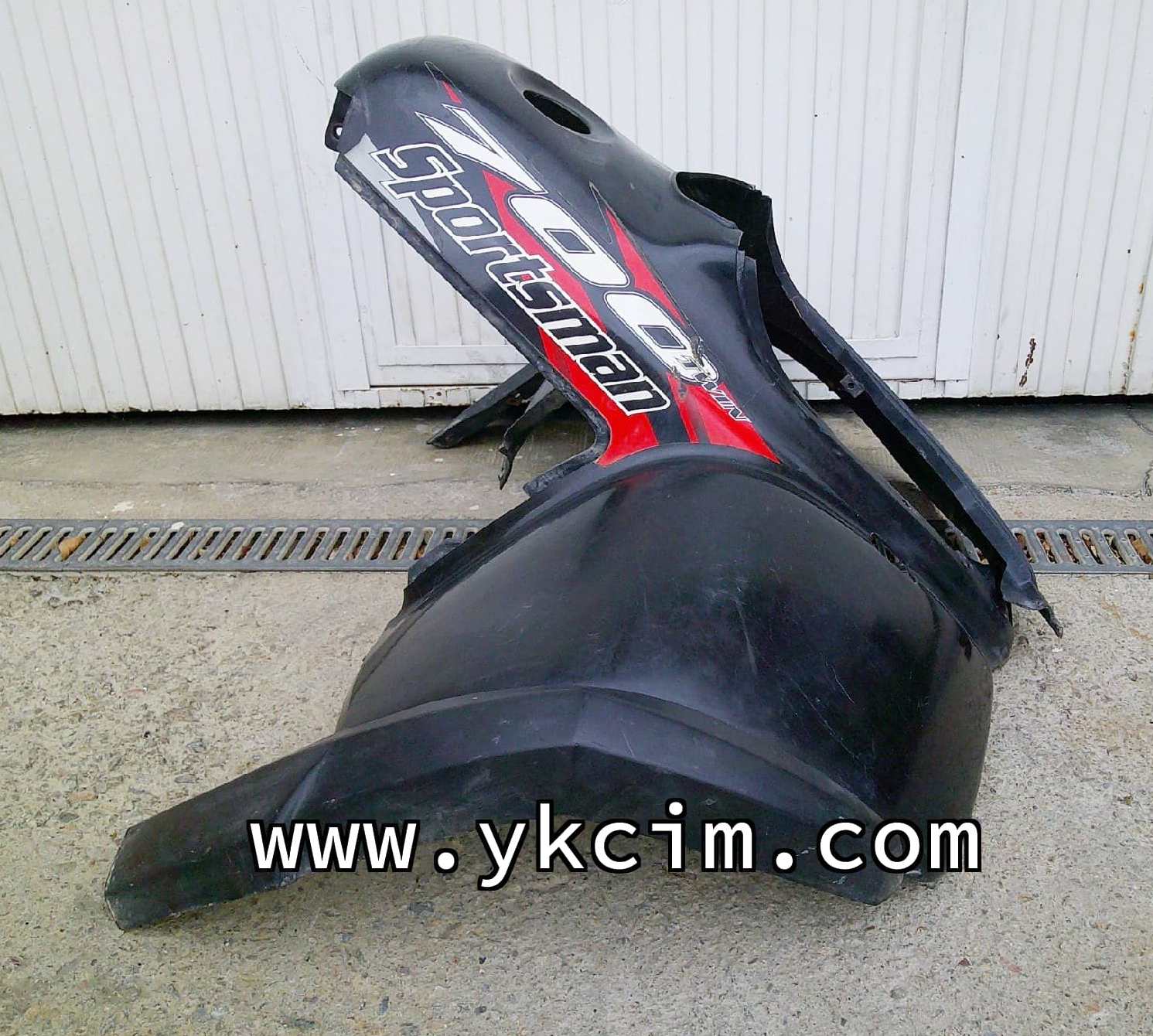 Plastico Delantero Negro Ref. P31 - Imagen 2