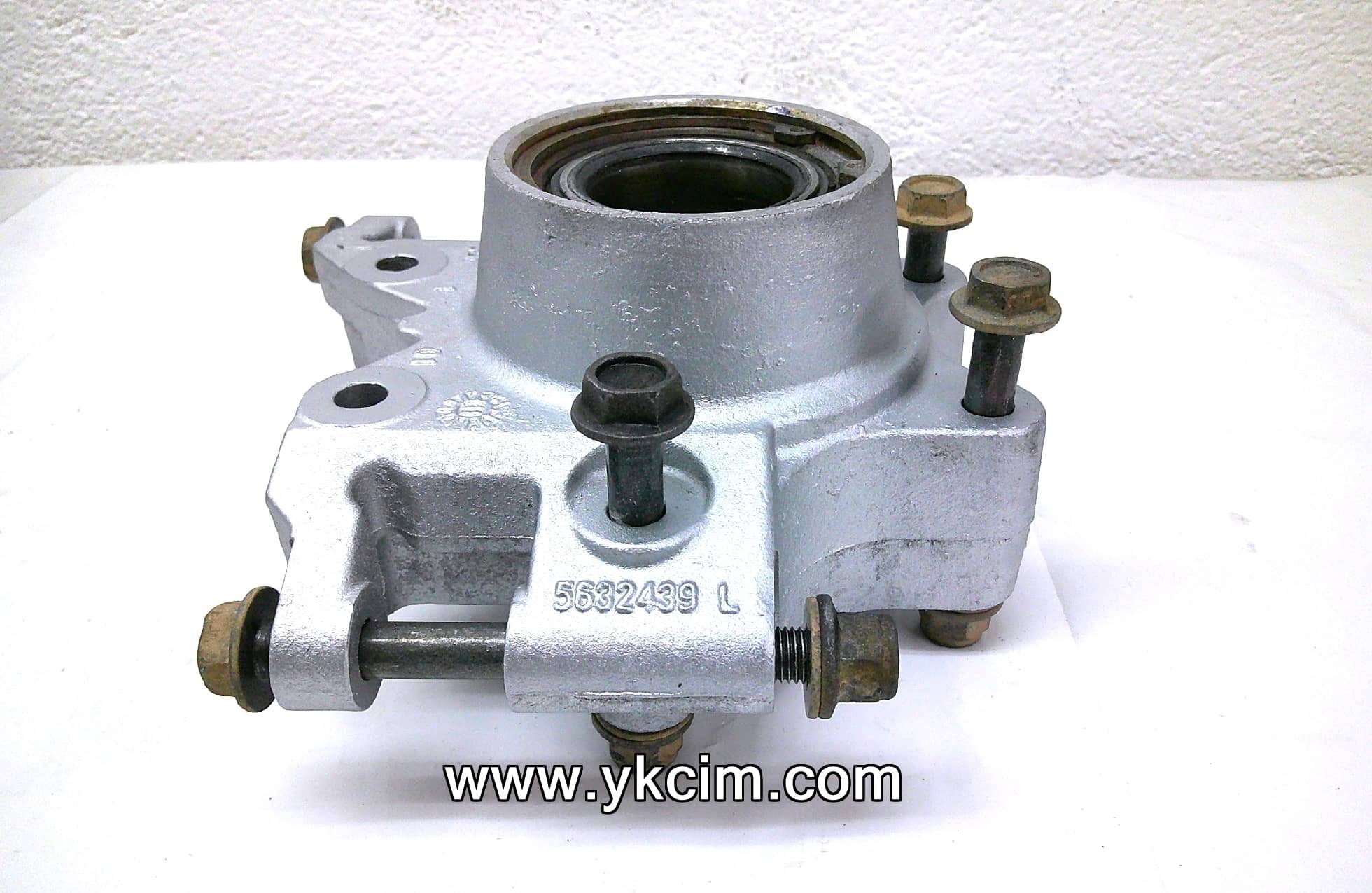 Buje trasero izquierdo Ref. RZR92